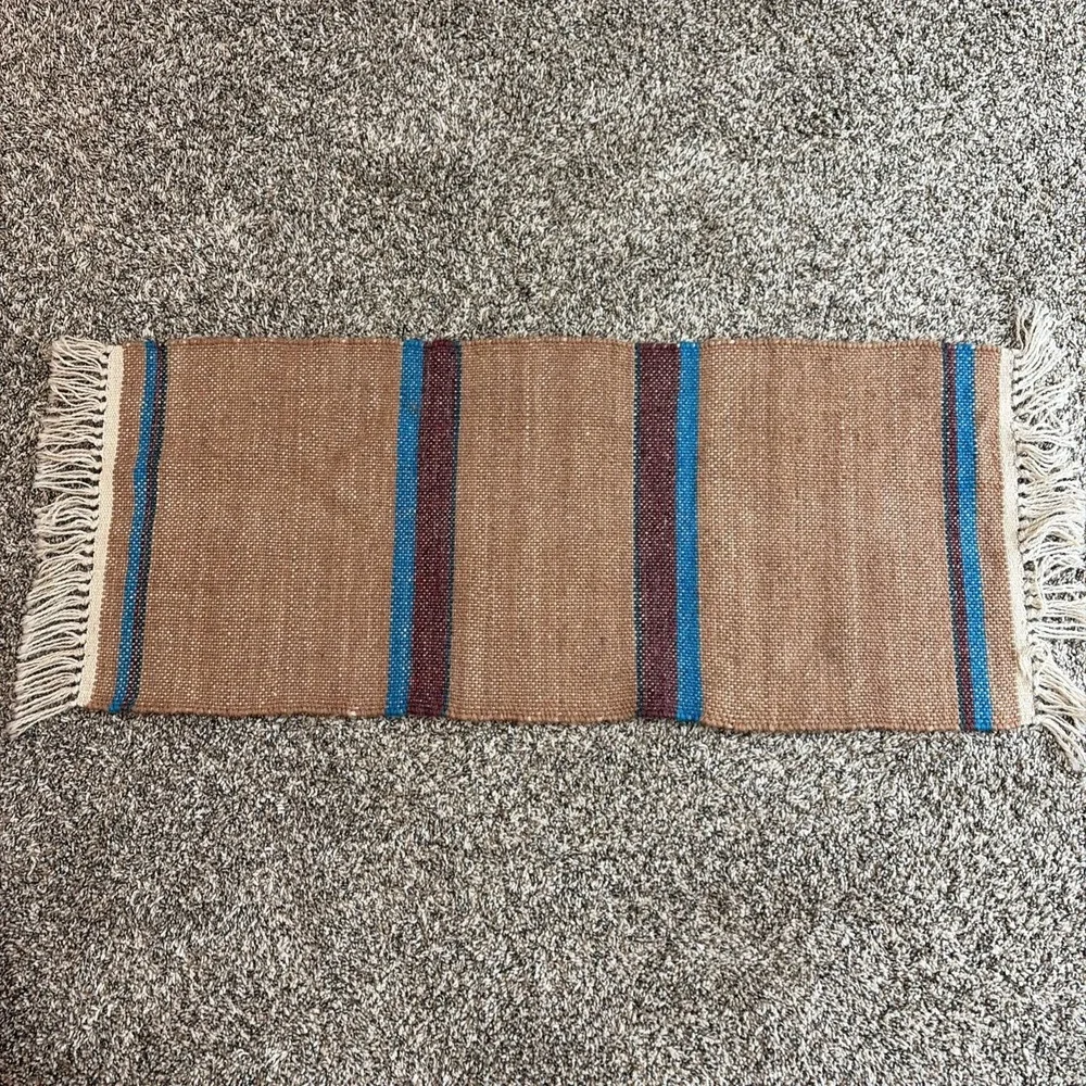 VNT Wool Southwestern Table Runner /Rug / Wall Hanging Decor Tassels 42x15
